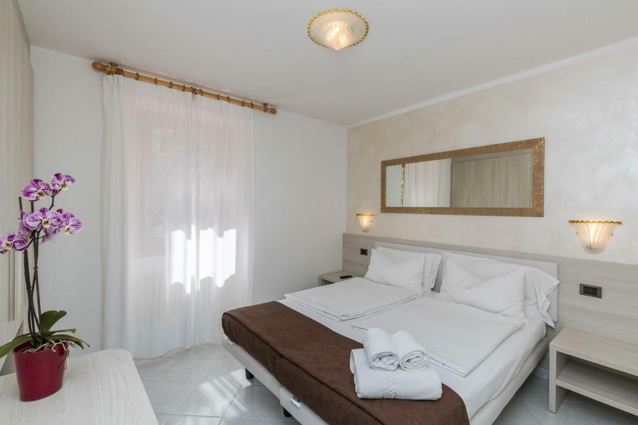 B&B Casa Benamati By Kelly Malcesine Exteriör bild